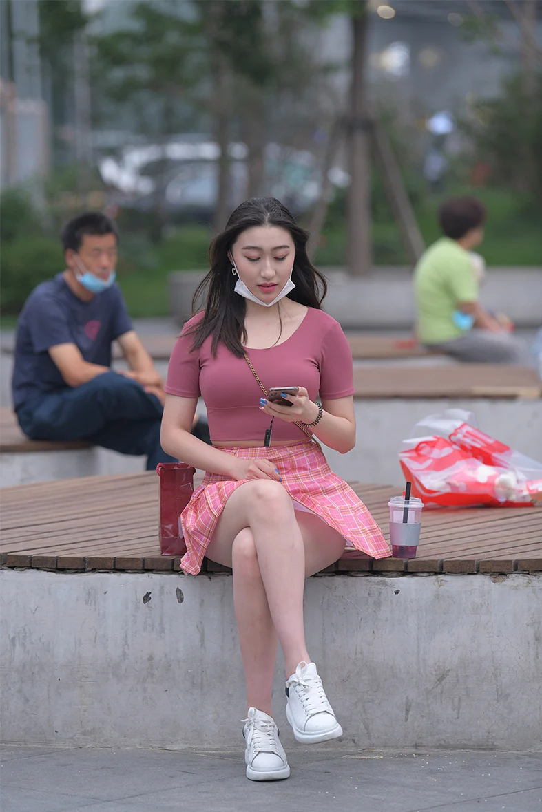 精选街拍NO.1990- 性感短裙美女[62P／94.5MB]